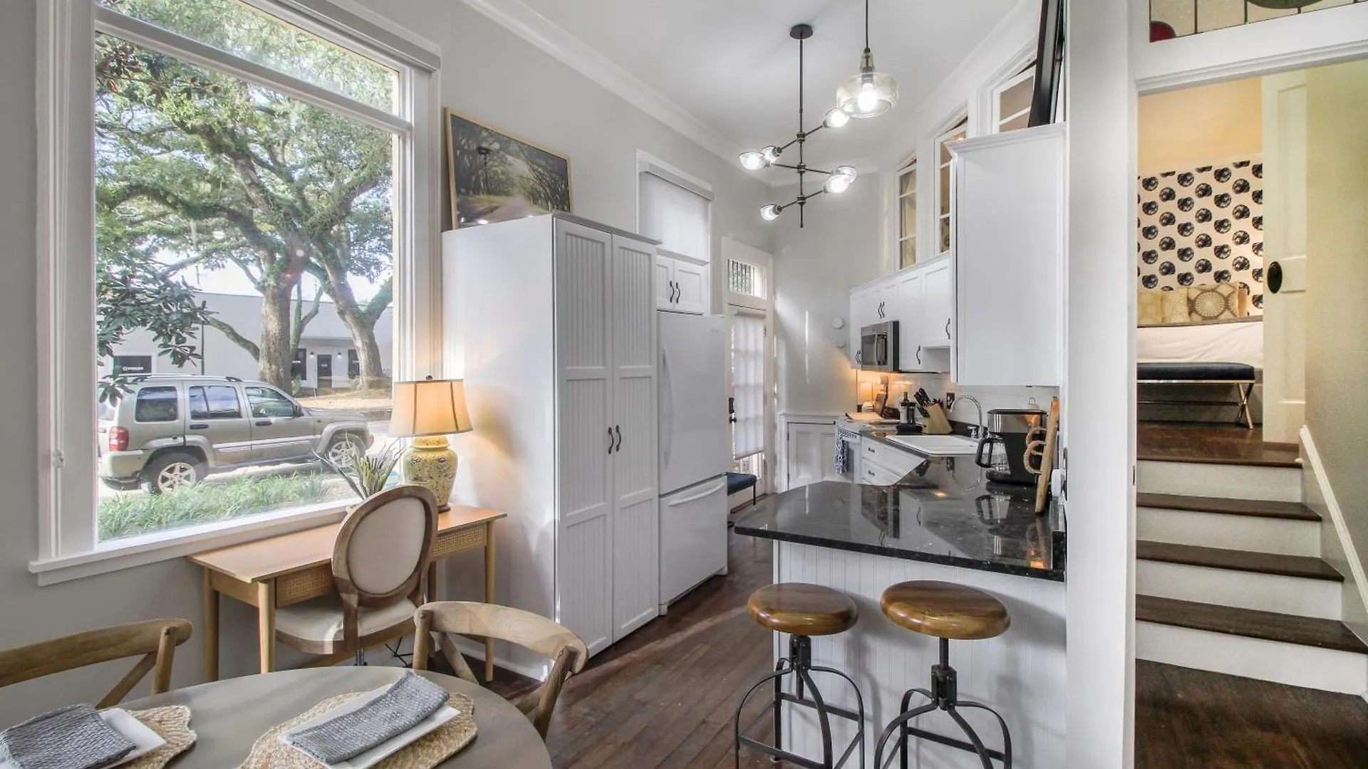 Walk To It All In Downtown, Double King Beds Savannah