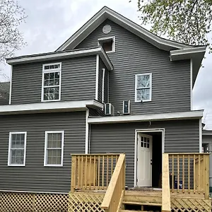 Shawnee Vacation Estate Holiday home Louisville